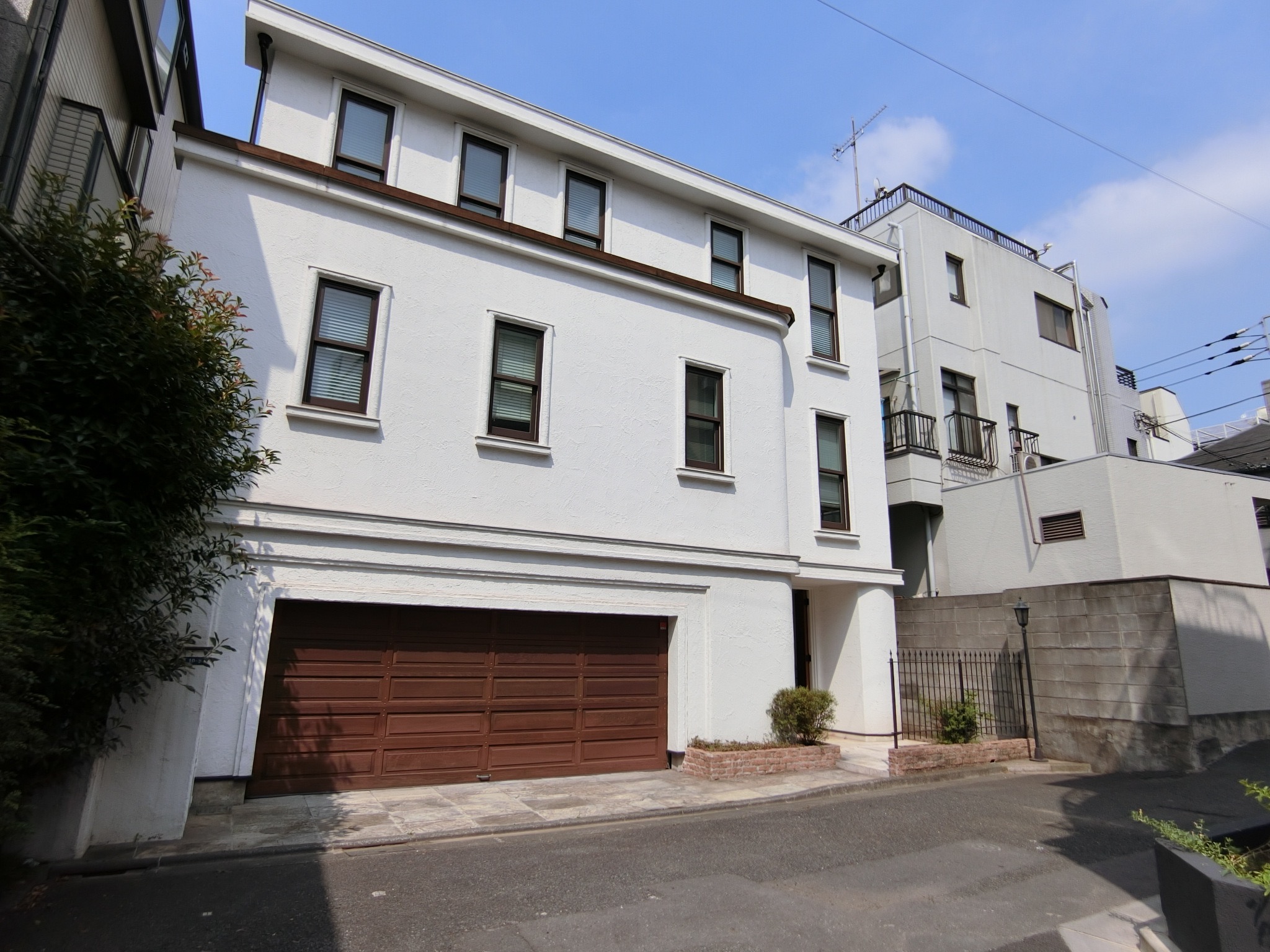 For rent – Hiroo House