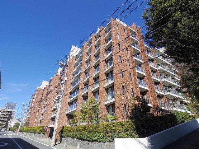 Condominium for sale in Mejiro Tokyo