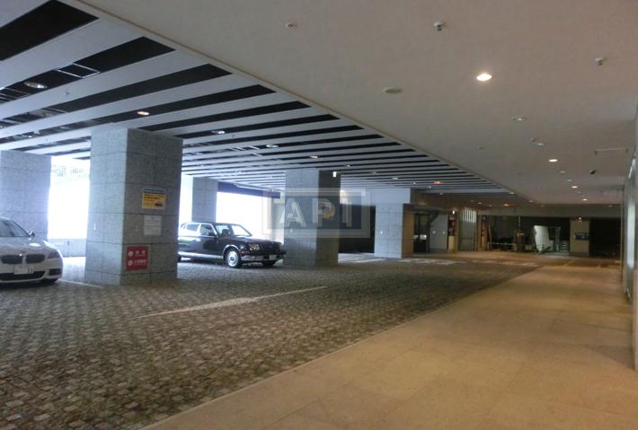 Car Parking | THE PRUDENTIAL TOWER RESIDENCE Exterior photo 02