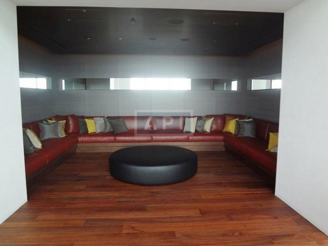 Lounge | ARK HILLS SENGOKUYAMA RESIDENCE Exterior photo 20