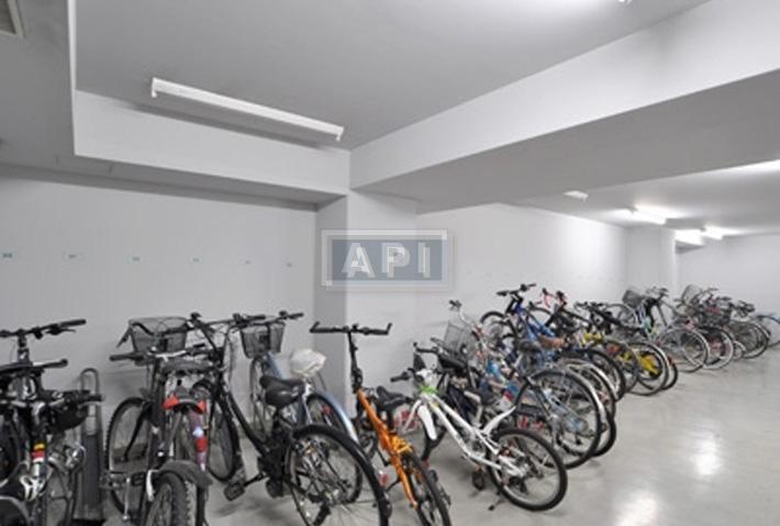 Bicycle Parking | ROPPONGI GREEN TERRACE Exterior photo 08