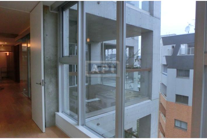 Bedroom　ベッドルーム | QIZ HIROO Interior photo 11