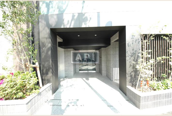 C'est joli Minamiaoyama Entrance | C'EST JOLI MINAMI-AOYAMA Exterior photo 02