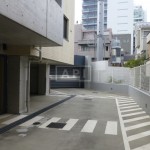 Parking | MINAMI-AOYAMA RISE HOUSE Exterior photo 05