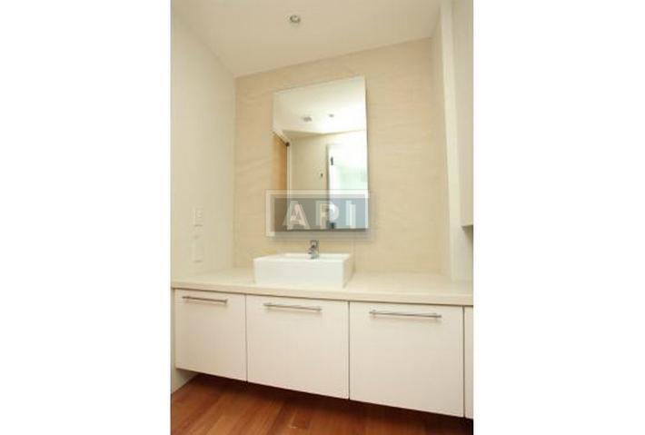 Powder Room | PARK AXIS AOYAMA 1-CHOME TOWER Interior photo 06
