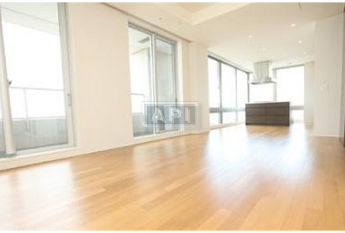 Living Dining  area | PARK AXIS AOYAMA 1-CHOME TOWER Interior photo 02