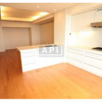 Living Dining  area | PARK AXIS AOYAMA 1-CHOME TOWER Interior photo 01