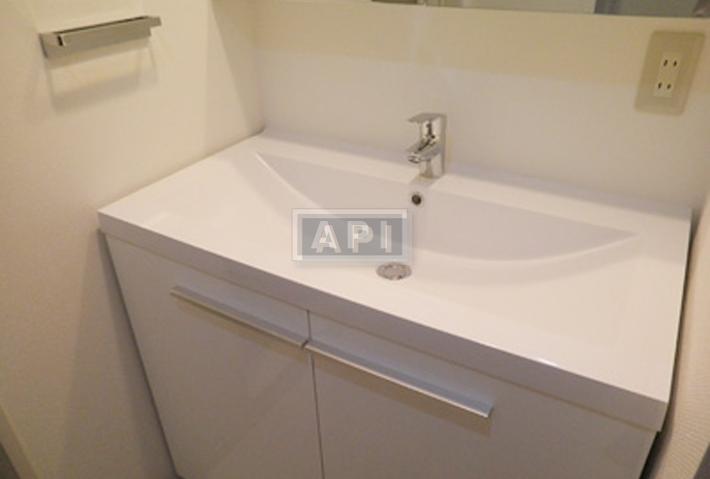  | ACROSS MEGURO TOWER Interior photo 03