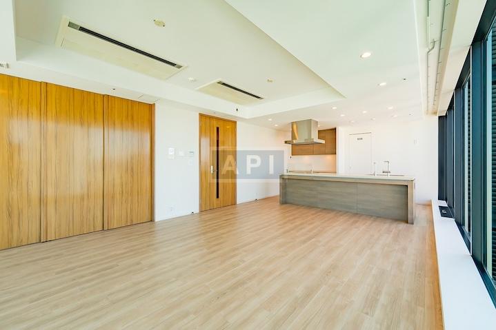  | LA TOUR SHIBUYA Interior photo 02