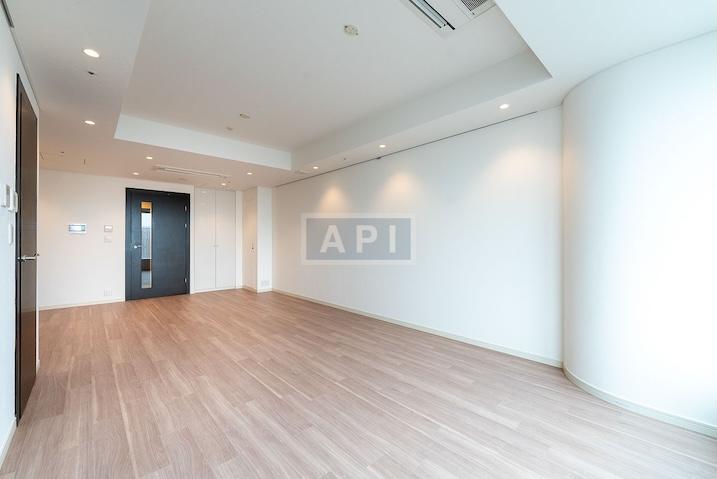  | LA TOUR MITA Interior photo 02