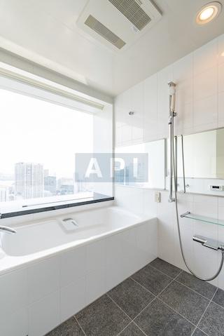  | LA TOUR MITA Interior photo 06