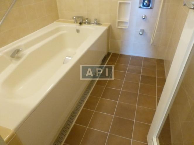  | GOTENYAMA TRUST COURT Interior photo 18