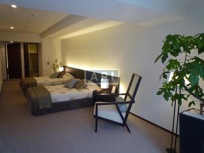  | NIBANCHO TERRACE Interior photo 03