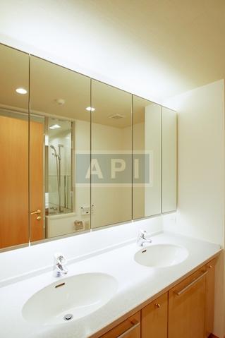  | IZUMI GARDEN RESIDENCE Interior photo 04