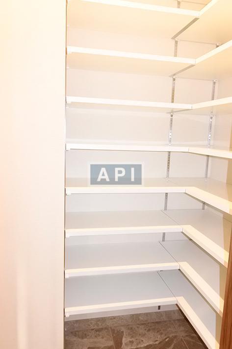  | ROPPONGI PLACID Interior photo 19