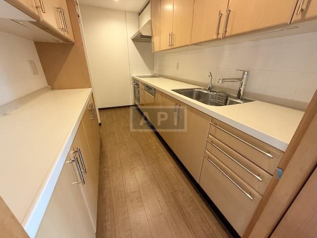  | THE PRUDENTIAL TOWER RESIDENCE Interior photo 05