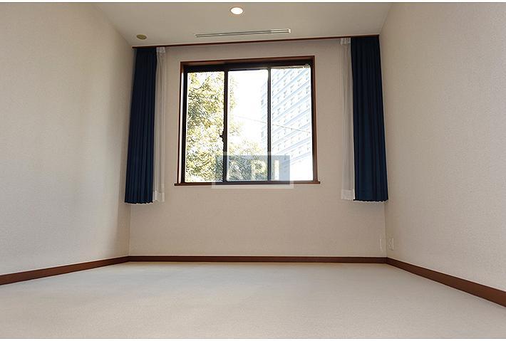  | THE OAK HILLS Interior photo 11