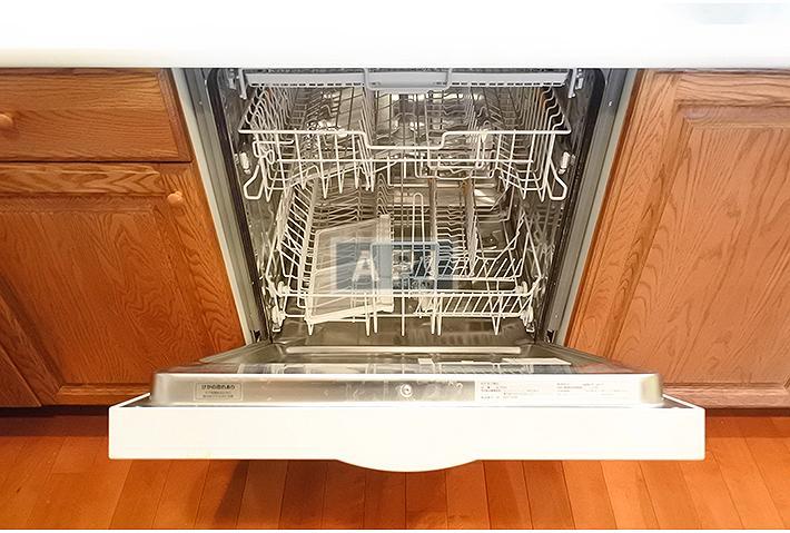  | THE OAK HILLS Interior photo 13