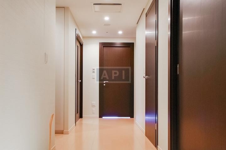  | LA TOUR MITA Interior photo 06