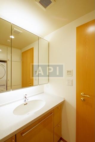  | IZUMI GARDEN RESIDENCE Interior photo 07