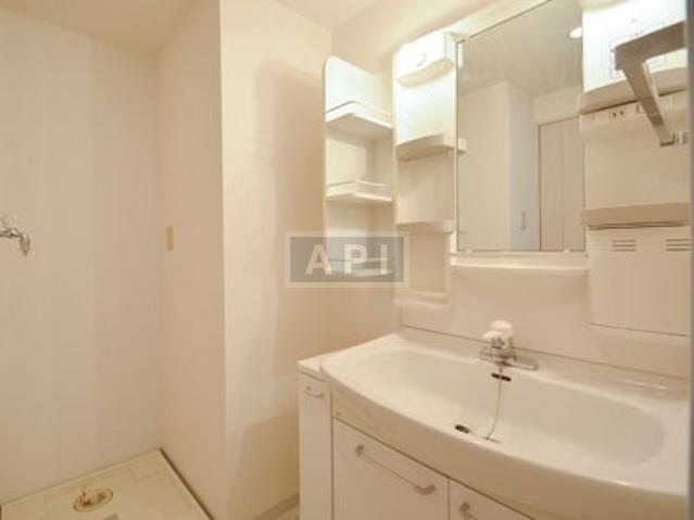  | ACROSS MEGURO TOWER Interior photo 07