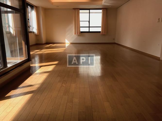  | THE AZABUDAI TOWER Interior photo 02