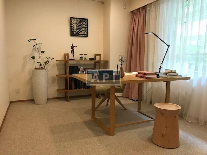  | AZABU GARDENS WEST Interior photo 14
