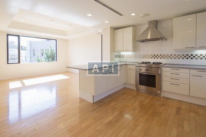  | CORTILE KOMABA Interior photo 02