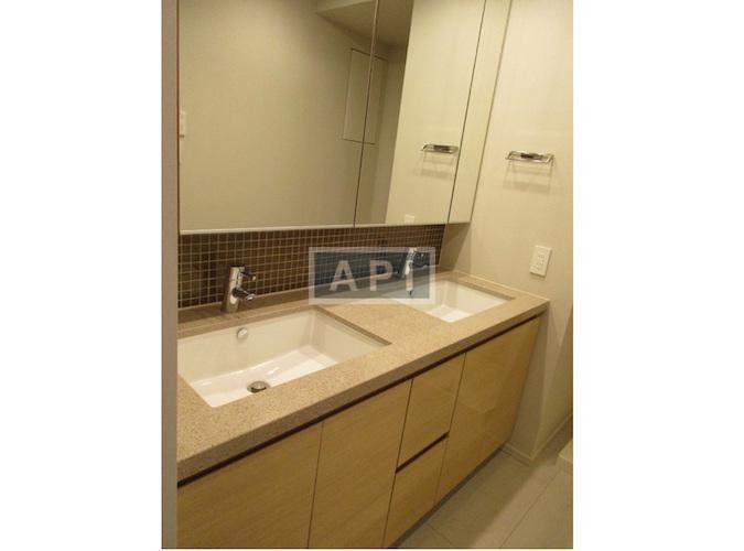 | COMFORIA SHINJUKU EASTSIDE TOWER Interior photo 05