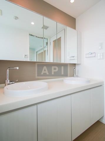  | LA TOUR AOBADAI Interior photo 03