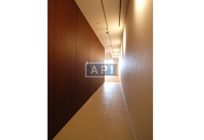  | ARK HILL FRONT TOWER ROP Interior photo 09