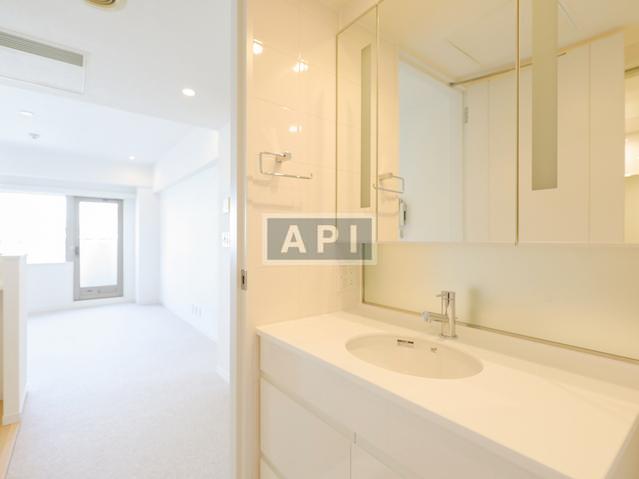  | ARK TOWERS EAST Interior photo 08