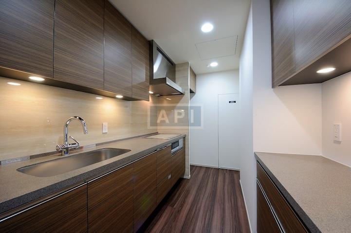  | LA TOUR AOBADAI Interior photo 02