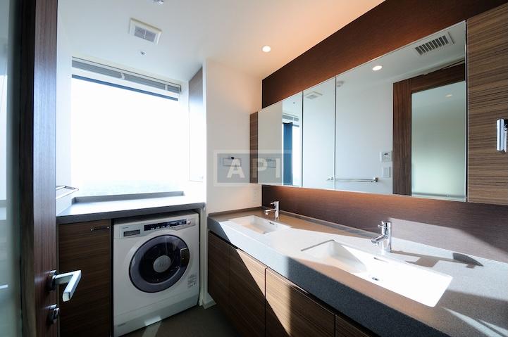  | LA TOUR AOBADAI Interior photo 04