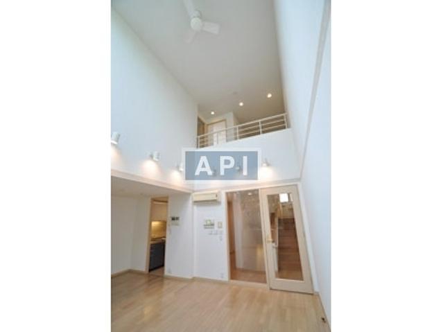  | PREMIER GARDEN HONGO Interior photo 02