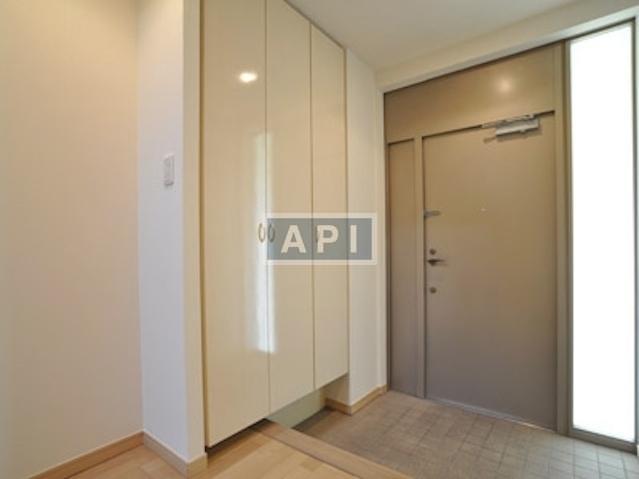  | PREMIER GARDEN HONGO Interior photo 12