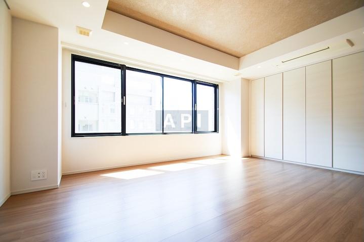  | LA TOUR CHIYODA-FUJIMI Interior photo 06