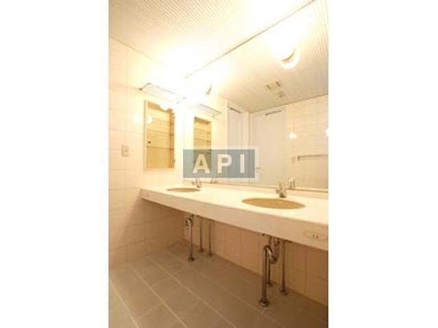  | PARK LANE PLAZA Interior photo 05