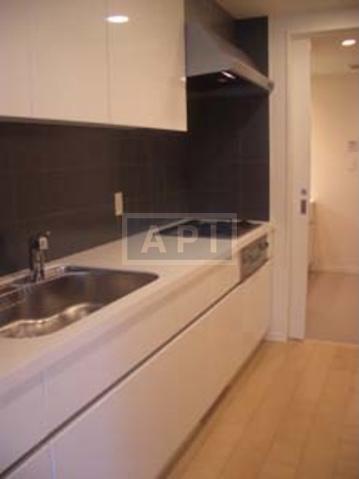  | ABITI MEGURO Interior photo 03