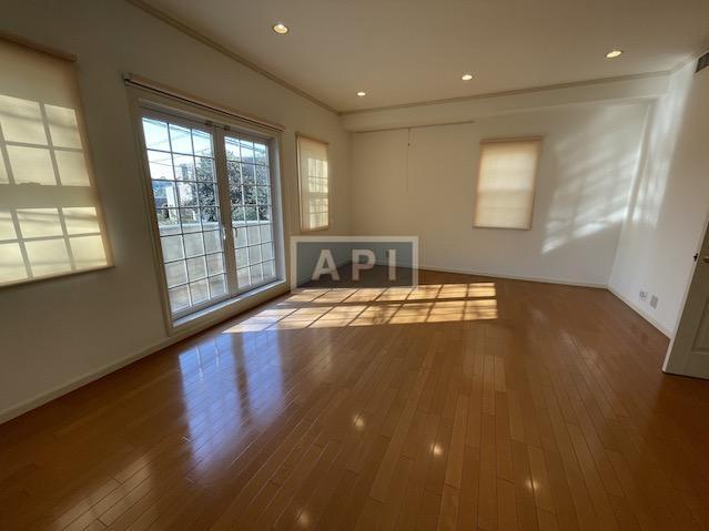  | MIYANISHI RESIDENCE Interior photo 07