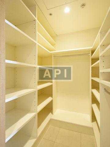  | MOTO-AZABU HILLS FOREST TOWER Interior photo 10