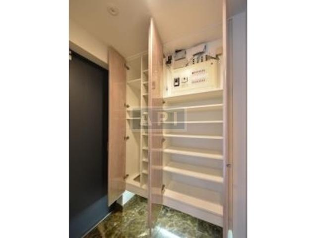  | LIETO COURT ARX TOWER Interior photo 11