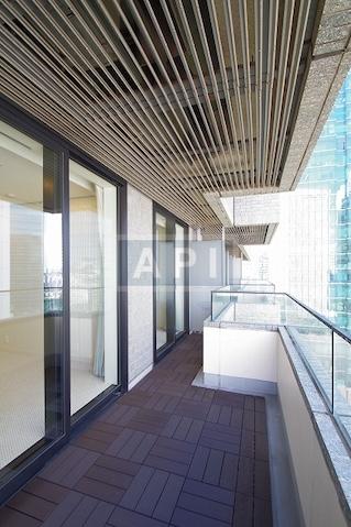  | IZUMI GARDEN RESIDENCE Interior photo 09