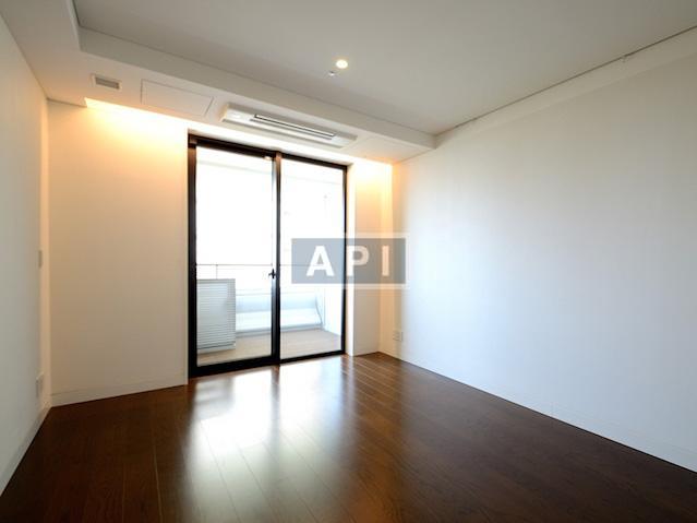  | ARK HILLS SENGOKUYAMA RESIDENCE Interior photo 03