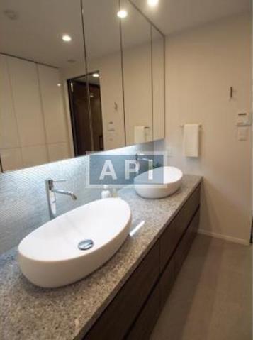  | PARK AXIS PREMIER OMOTESANDO Interior photo 06