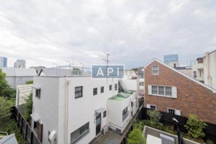  | PARK AXIS PREMIER OMOTESANDO Interior photo 09