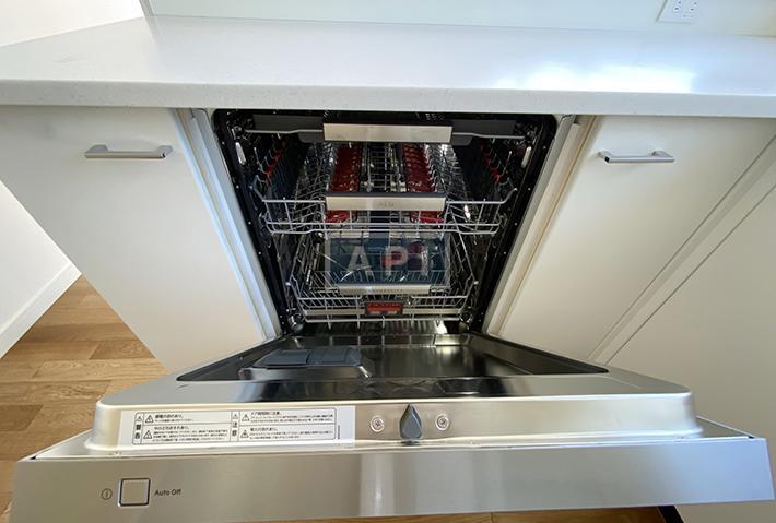  | CENTURY PLAZA Interior photo 08