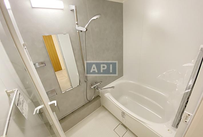  | CENTURY PLAZA Interior photo 16