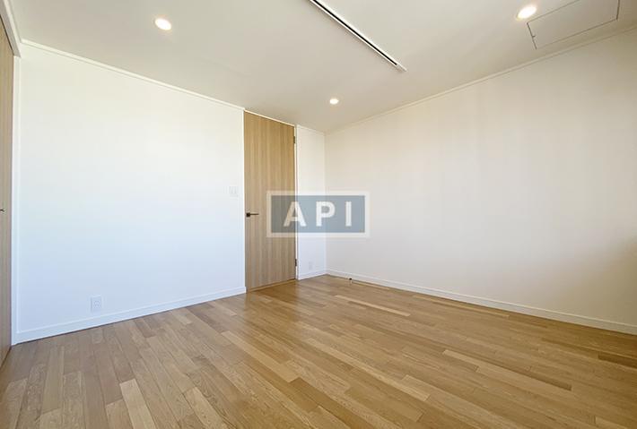  | CENTURY PLAZA Interior photo 11