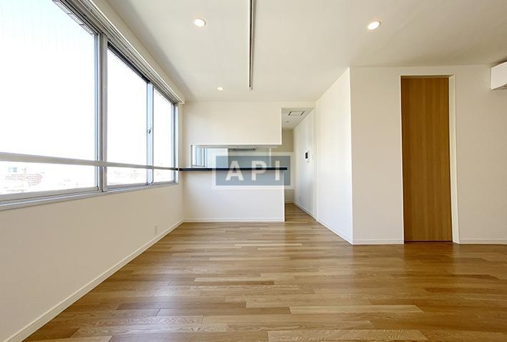  | CENTURY PLAZA Interior photo 04